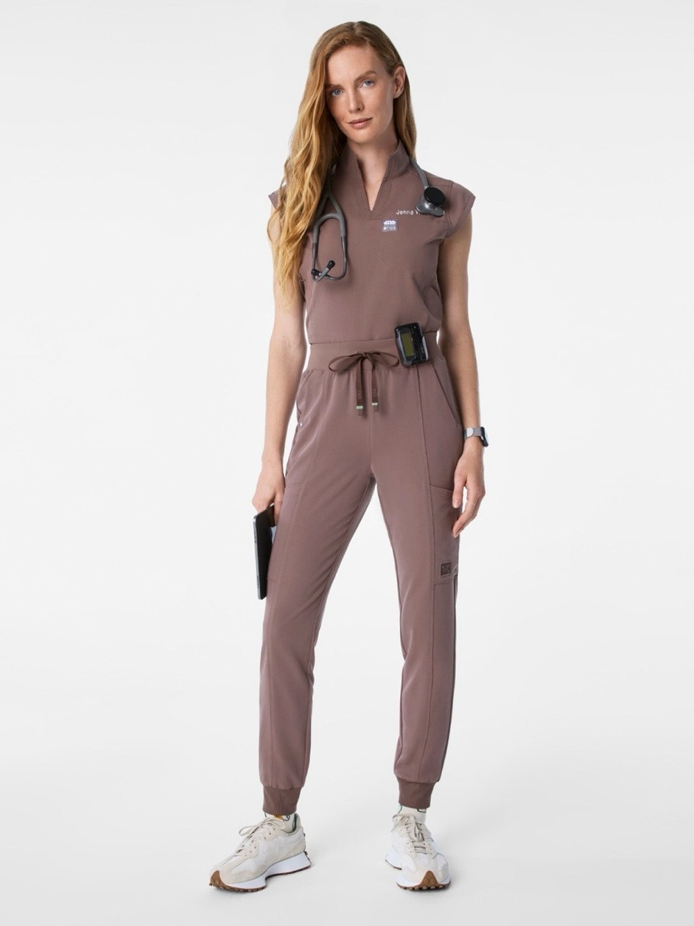 Star Wars Figs Scrub Pants✨
Smokey Taupe NWT